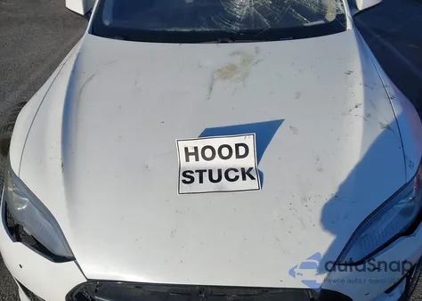 2016 Tesla Model S 60D/70D/75D/85D/90D из США, поврежденный, VIN 5YJSA1E28GF131436